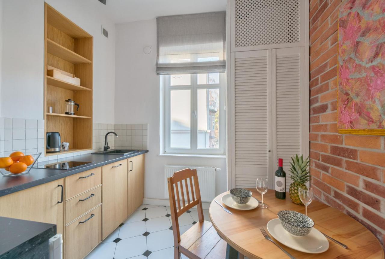 Dom & House - Apartamenty Kamienica Sopocka 150 Metrow Od Plazy Zoppot Exterior foto